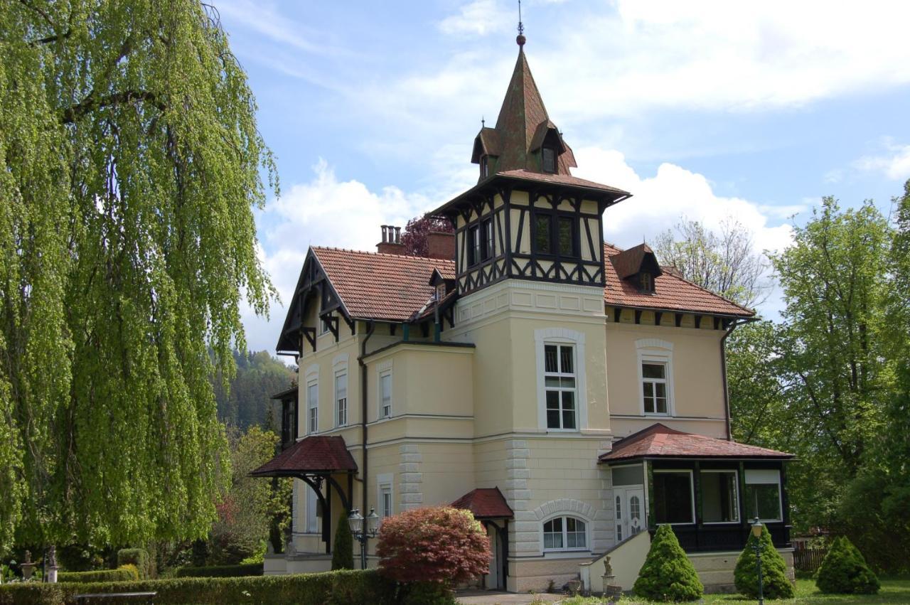 Bed and Breakfast Gloegglhof Trofaiach Exterior foto